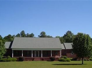 141 Morris Dr, Cochran, GA 31014