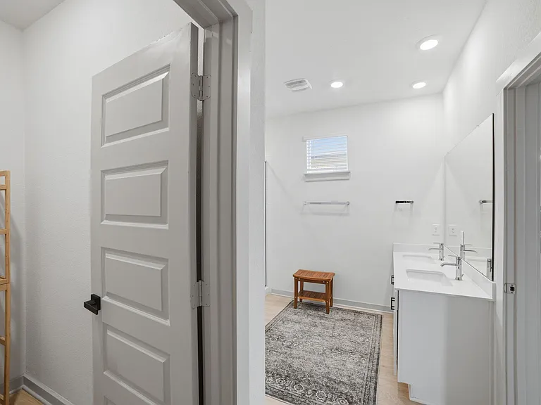 3608 Overlord Ln — Photo 20