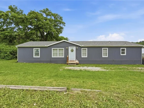 14933 Lakeshore Dr, Excelsior Springs, MO 64024