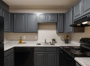 2680 Hamlin Dr #969275CFA, Inkster, MI 48141