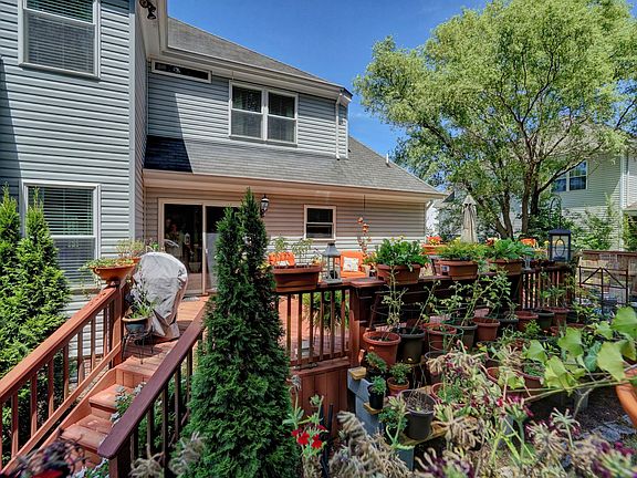 4th image of 1624 Clearwater Ln