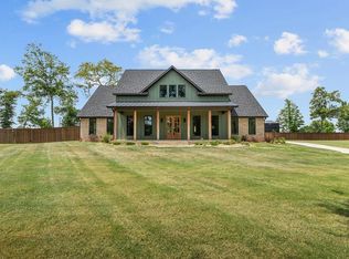 588 Elliott Lake Rd, Texarkana, TX 75501