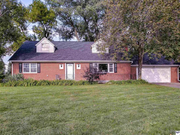 2106 S 90th St, Omaha, NE 68124