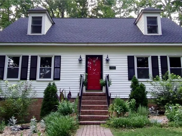 7615 Gloucester Village Dr, Gloucester, VA 23061
