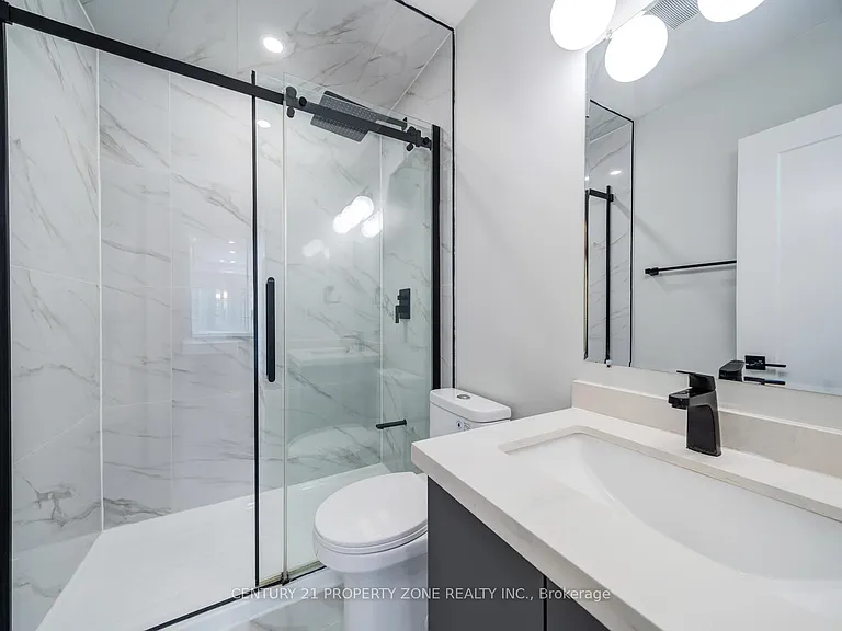 203 Toynbee Trl — Photo 30