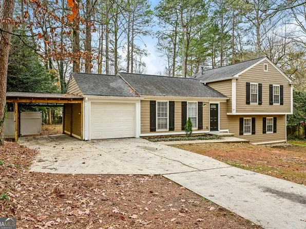 107 Parkview Dr, Stockbridge, GA 30281