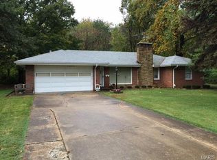 1600 W Main St, Collinsville, IL