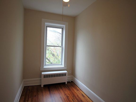 5th image of 1623 10th Ave #2