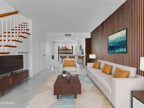 1917 SW 107th Ave APT 702, Miami, FL 33165