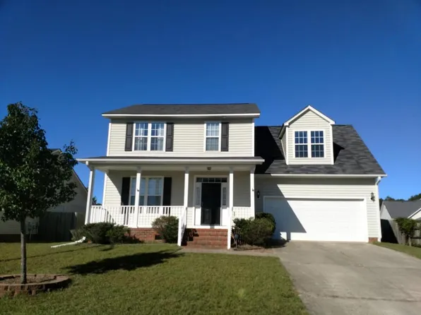 4406 Battle Forest Rd, Hope Mills, NC 28348