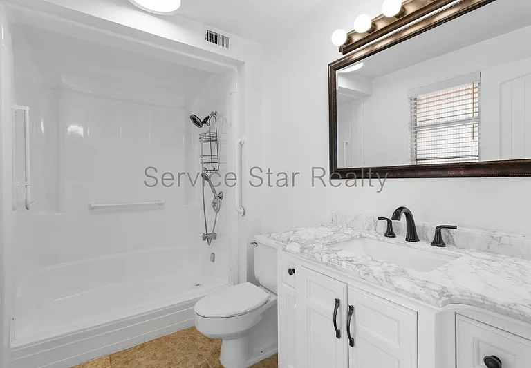 9425 W Rolling Hills Dr — Photo 13