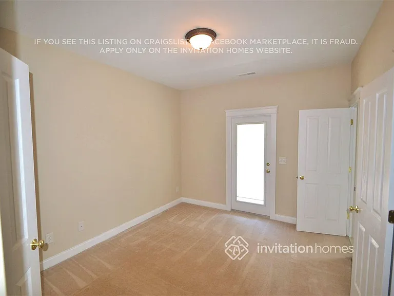 7706 Red Oaks Trl — Photo 9