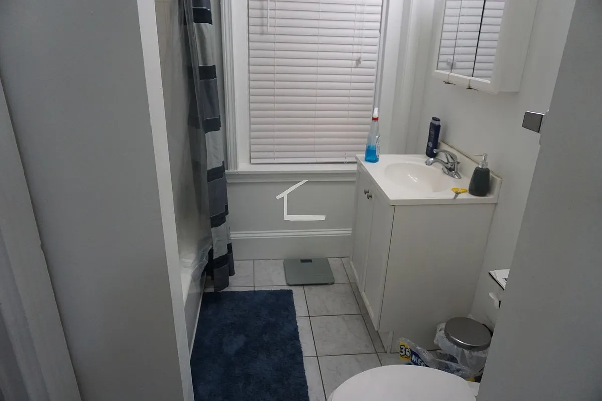 Building Photo - 83 Brighton Ave #1L