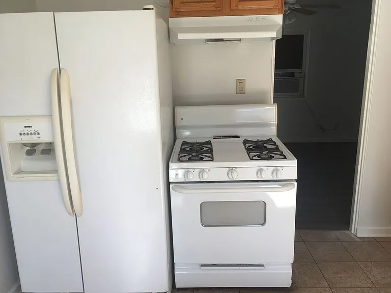 406 Niles Ave — Photo 6