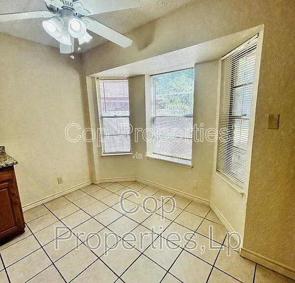 14810 Ridge Hill Dr — Photo 6