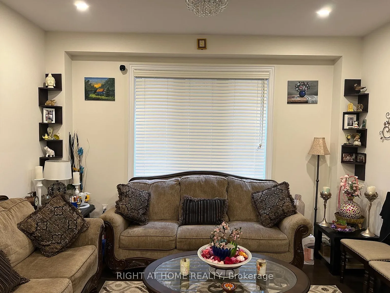 4 bed, $3,400 — Photo 4