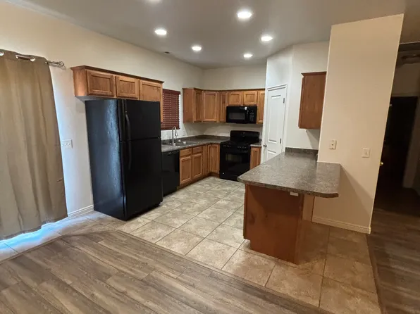 496 N 2480 W, Hurricane, UT 84737