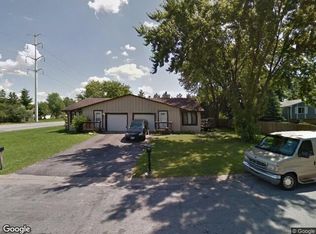 8113 Xerxes Ave N, Brooklyn Park, MN 55444