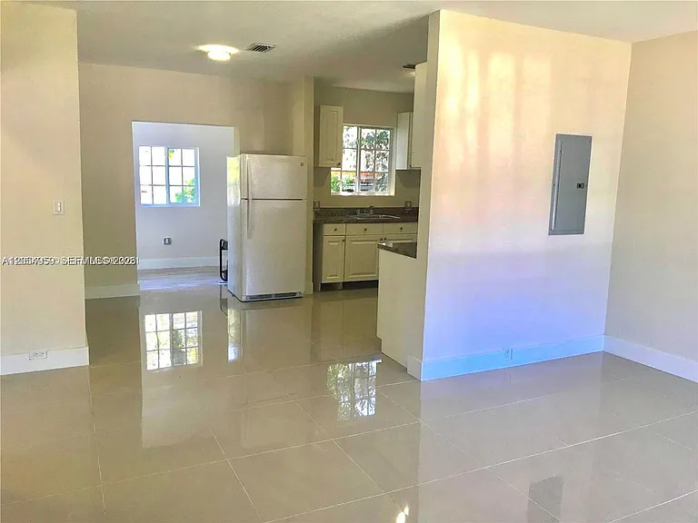 6344 NW Miami Pl — Photo 17