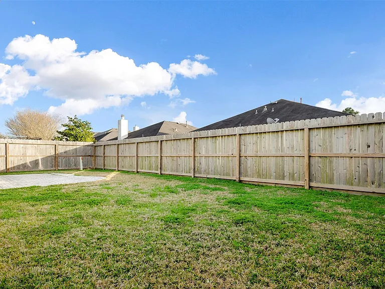 15423 Brock Creek Way — Photo 24