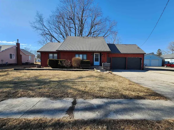 610 Park Row Ave, Sheldon, IA 51201