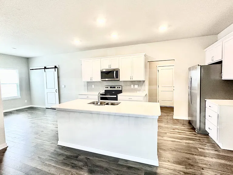 2310 SW Plaza Pkwy — Photo 8