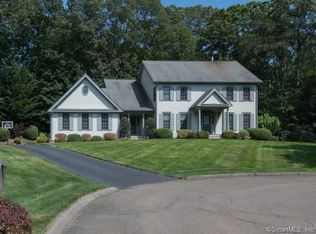 7 Kensett Rdg, Norwalk, CT 06851