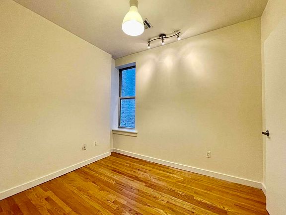 5th image of 771 Lincoln Pl #2LR