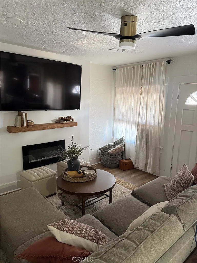 1 bed, 600 sqft, $2,550 — Photo 4