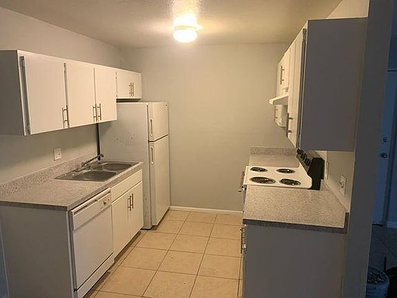 3rd image of 6706 Shadeville Ln #243