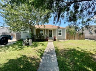1242 Cambridge Dr, Corpus Christi, TX 78404