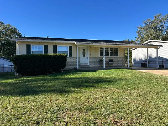 3 bed, 1036 sqft, $2,195 — Photo 3