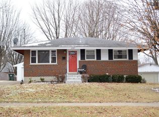 10589 Robindale Dr, Cincinnati, OH 45241