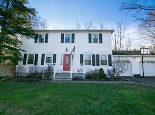 2 Giant Maple Ct, Millstone Township, NJ 08535