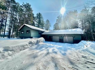 272 Timberlane Dr, Marquette, MI 49855