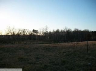 909 Whiskey Rd N, Isanti, MN 55040