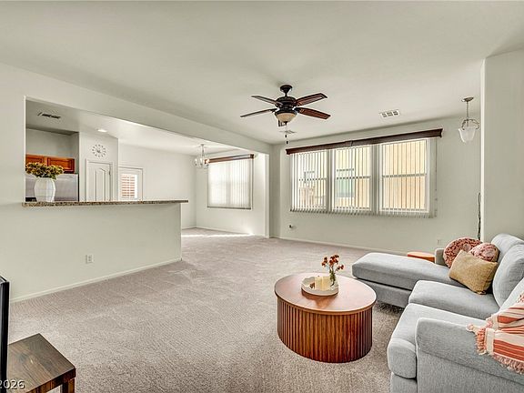 4th image of 1053 Fishing St