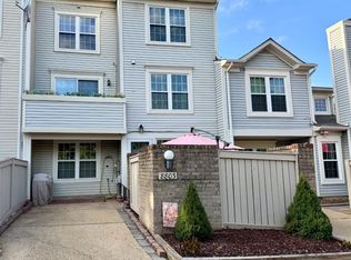 8803 Crosswicks Ct, Montgomery Village, MD 20886