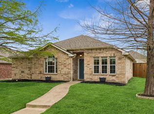 413 Sandy Ln, Royse City, TX 75189