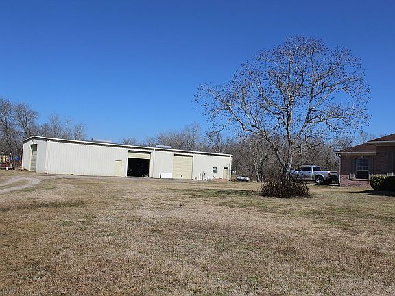 3rd image of 4800 Westwood Ln