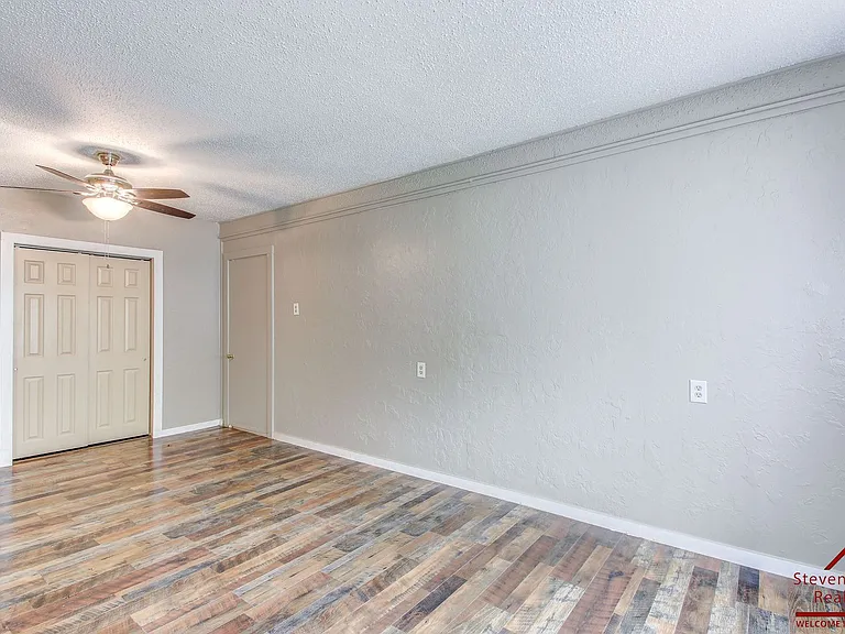 1436 NW Ozmun Ave — Photo 25