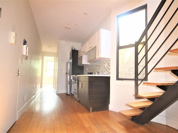 2nd image of 261 Clifton Pl #4L