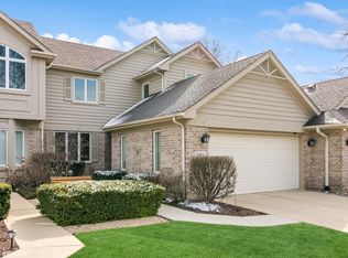 5511 Aspen Ave, Downers Grove, IL 60515