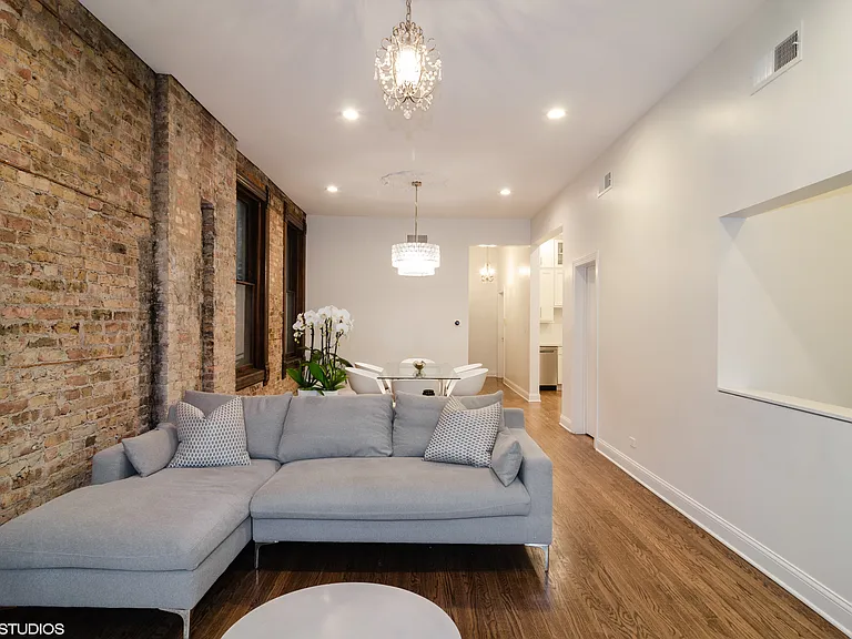 2232 N Seminary Ave #1 — Photo 3