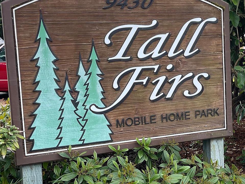 Front Entrance Sign to the Community