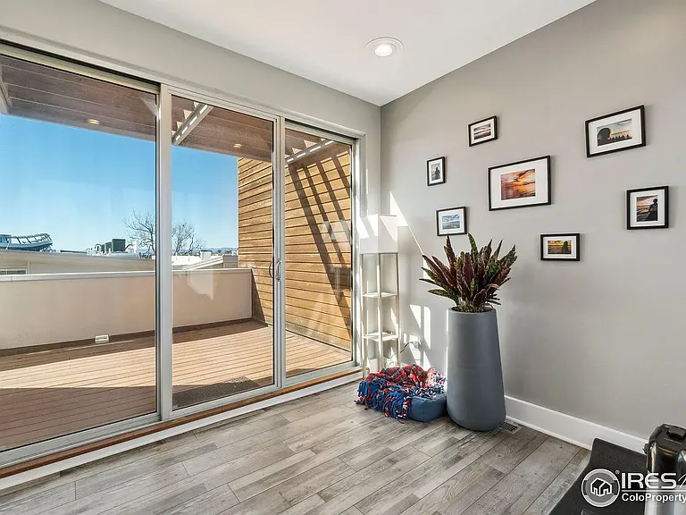 2770 W 22nd Ave — Photo 16