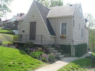 15 Parker Rd, Newport, KY 41071