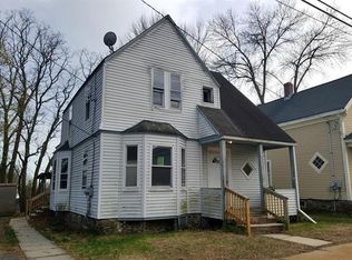 21 Roper St, Lowell, MA 01852