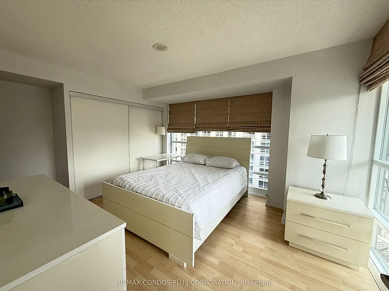 761 Bay St #1402 — Photo 8