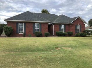 1367 Middle School St, Medina, TN 38355